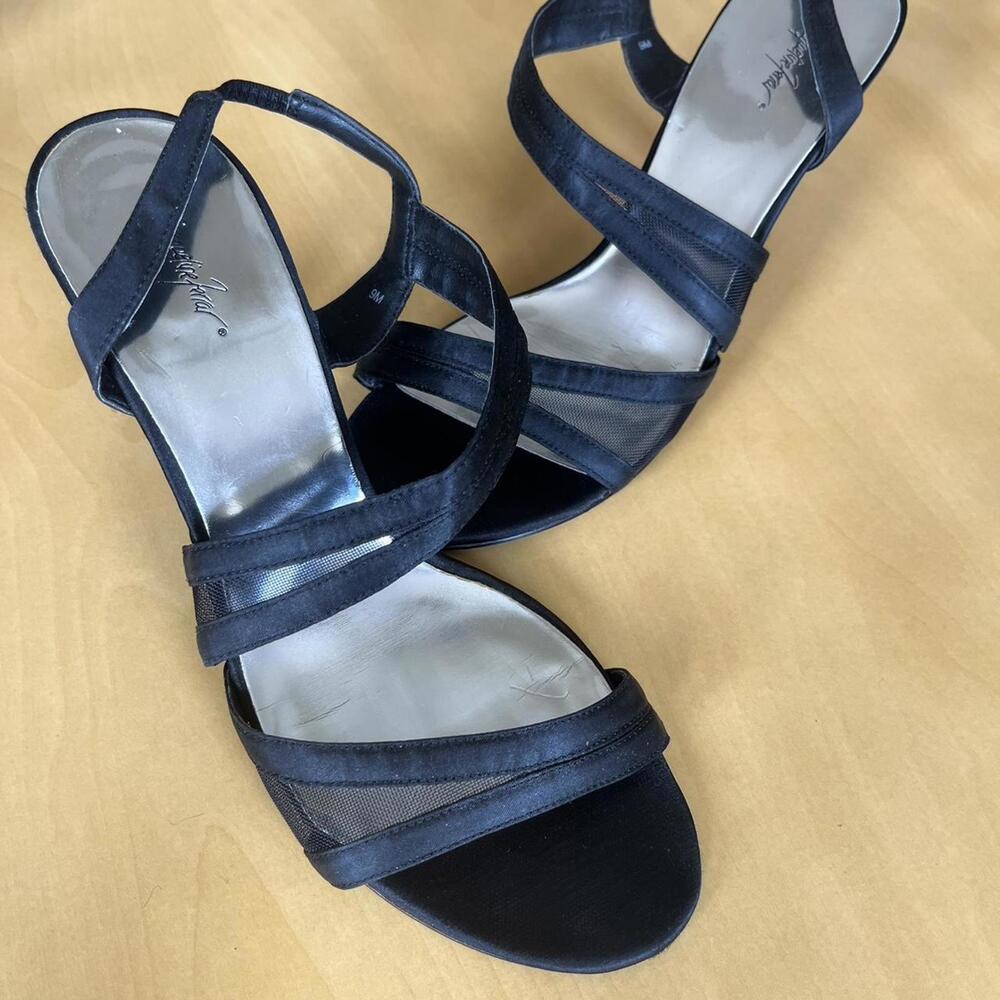 Jacqueline Ferrar Women’s Black with Satin/ Mesh Heels  Size: 9